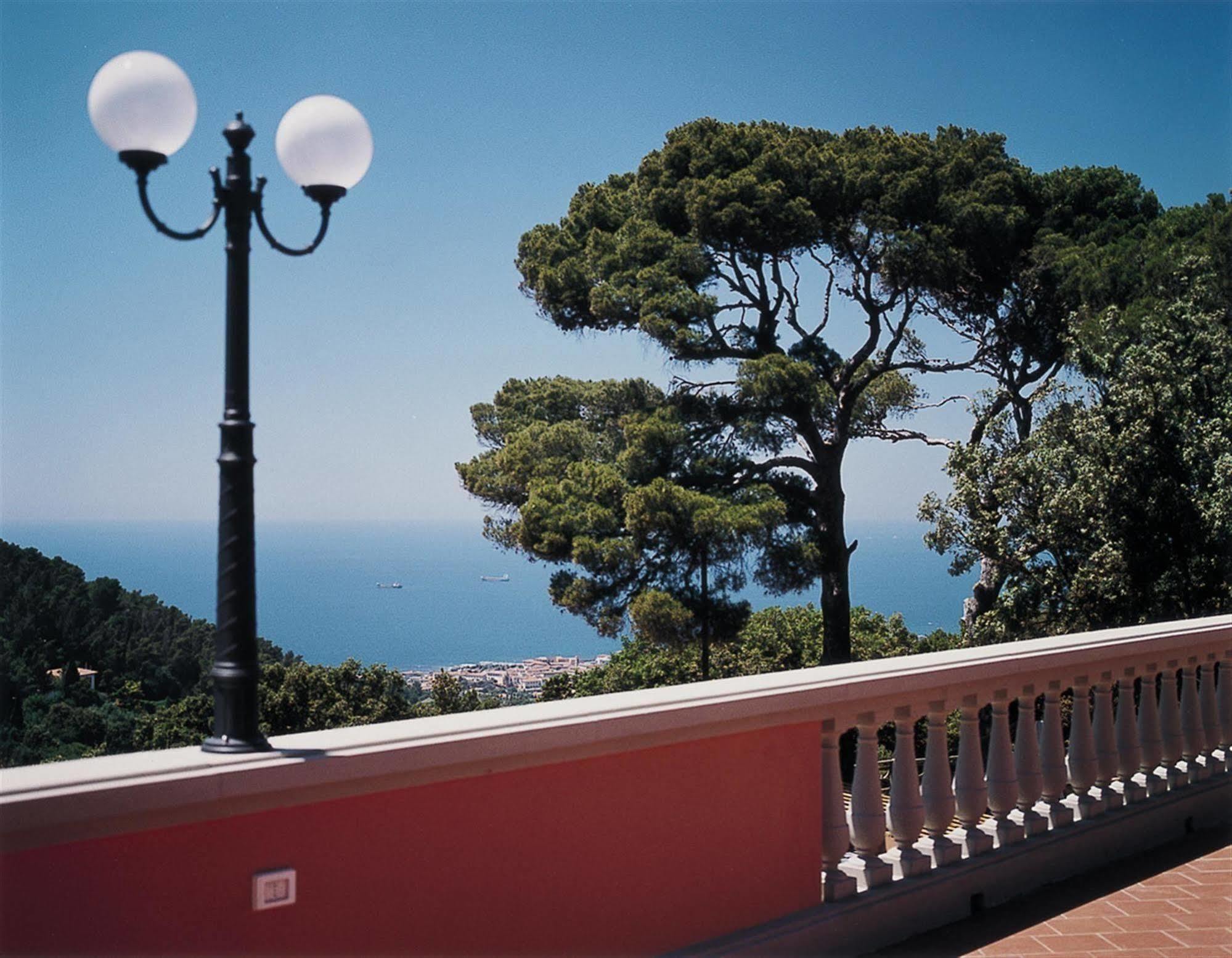 Hotel La Vedetta Livorno Eksteriør billede